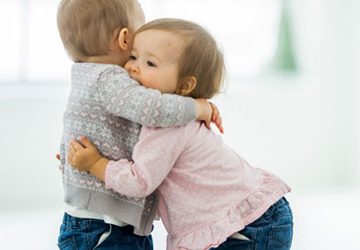 6 راه برای حمایت و تشویق رشد عاطفی