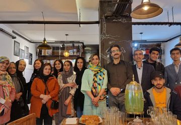 کافه کتاب خوارزمی